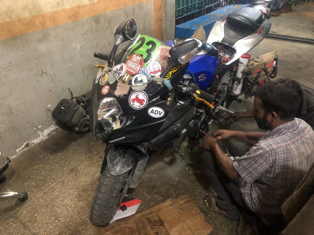 Pakistani chop shop hacking away at the GSXR electricals